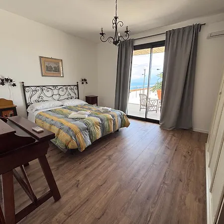 Elisa's House Apartment