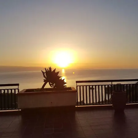 Daire Elisa's House Taormina