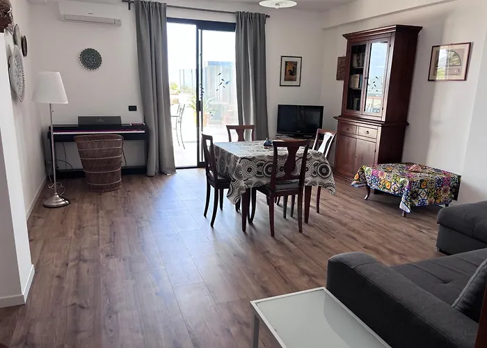 Elisa's House * Taormina